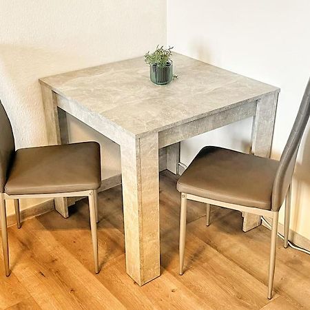 Apartment Naehe Flughafen Dus Дюссельдорф Экстерьер фото